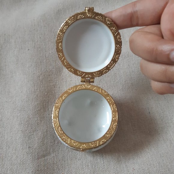 Vintage 80s Ceramic Container - Picture 5 of 5